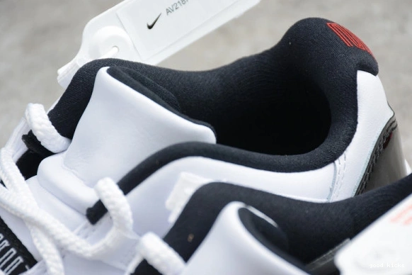 AV2187-160 Low Jordan Concord Retro 11  AV2187-160 Bred Air 0518
